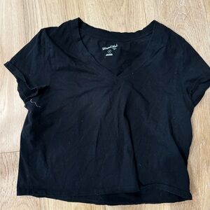 Universal Thread Black V-Neck Crop Top